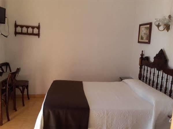 Hostal Enriqueta Marbella Zewnętrze zdjęcie